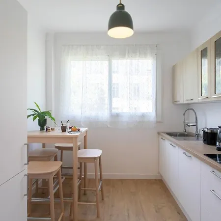 L9 Marechal 2bdr Marechal, 5 Min Sea10 Min Old Town Parking Ac